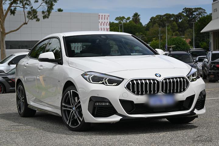 BMW 218D